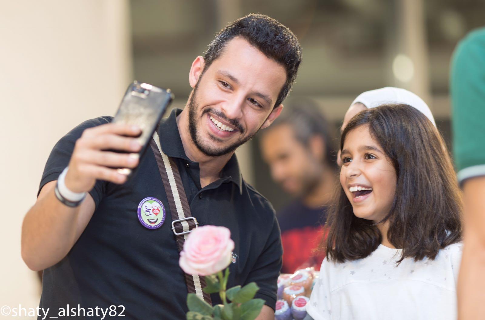 Members collaborate closely during a TGI club session.