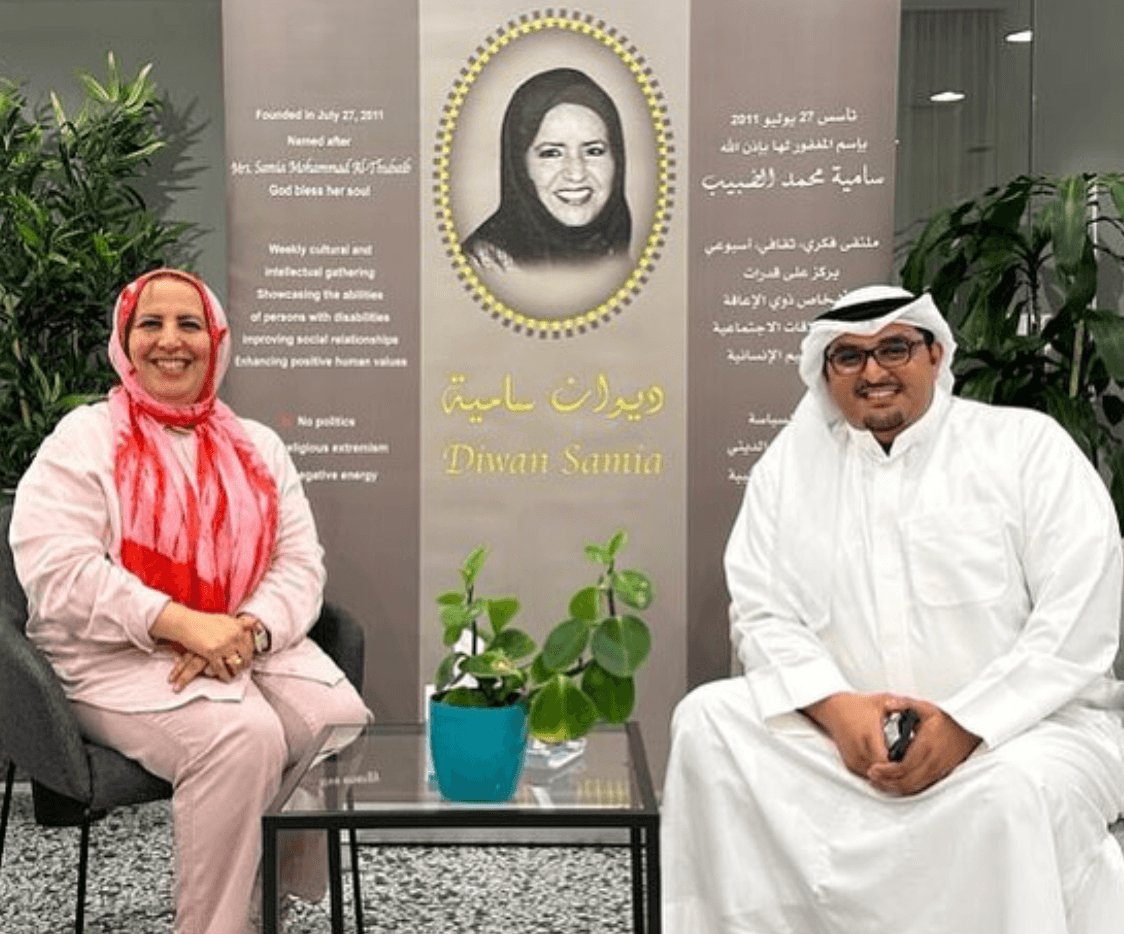 ماما كفاية العلبان مع فيصل الطواش.